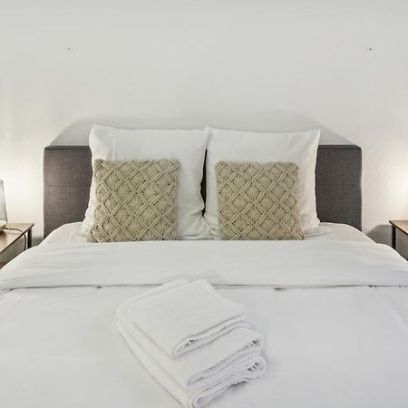 Superbe 2 Pieces Au Coeur Du Xvieme Bed and Breakfast París Exterior foto